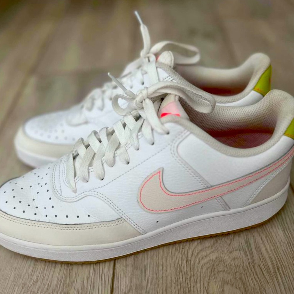 Nike court vision low